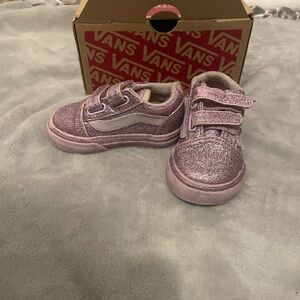 Baby vans size 3